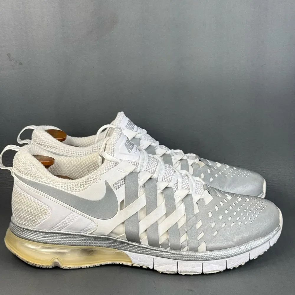 Nike Fingertrap Max Reflect Silver training athletic sneaker shoes men’s size 14